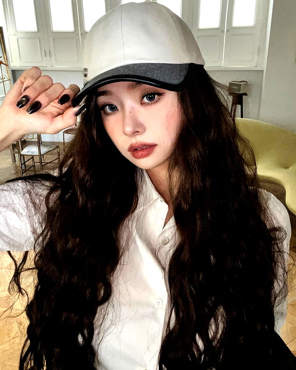 dear.zia instagram image archive image
