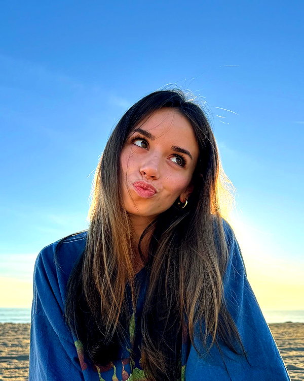 sadieemckennaa instagram image archive image