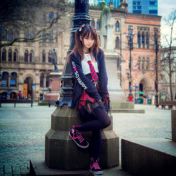 erokochiba instagram image archive image