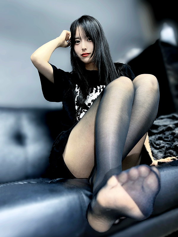 yamikumo_leisa instagram image archive image