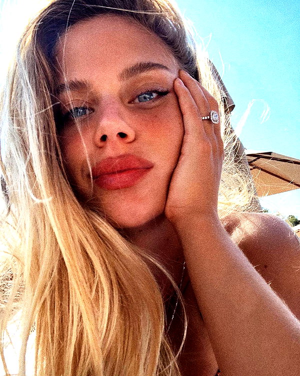 barzomer instagram image archive image
