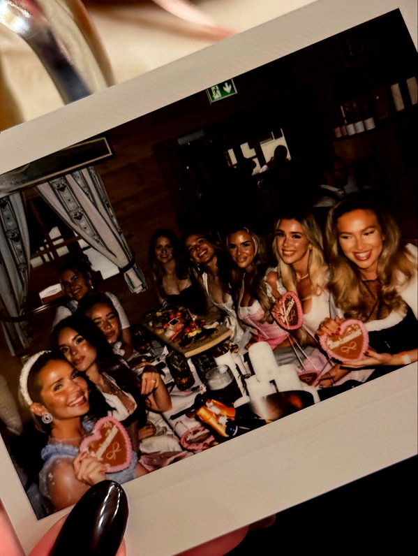 zoeliss instagram image archive image
