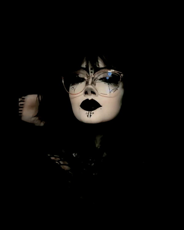 darkblueyoshii instagram image archive image