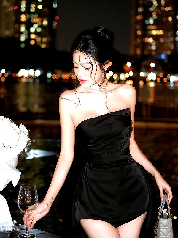 lyhythuedoxinh instagram image archive image