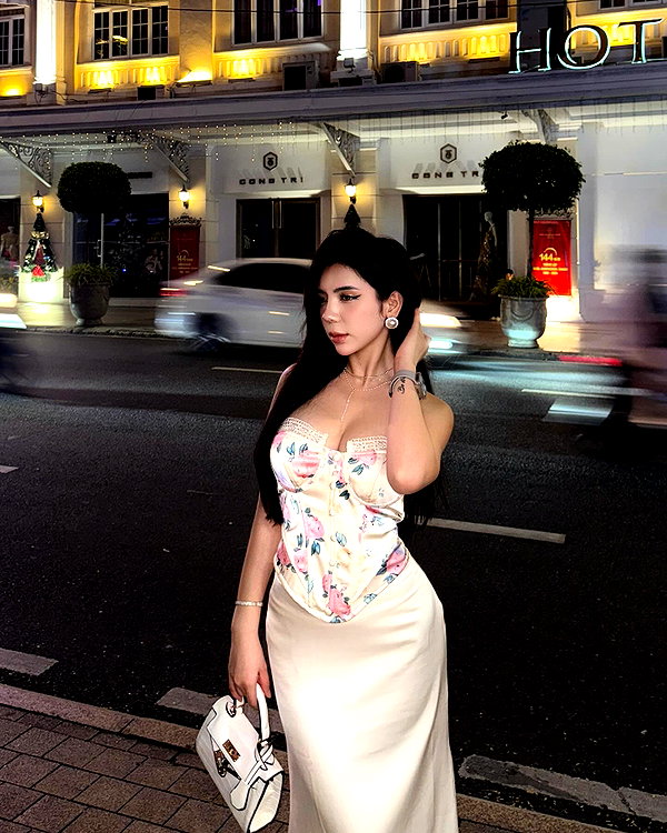 lyhythuedoxinh instagram image archive image