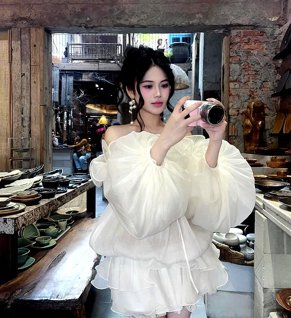 lyhythuedoxinh instagram image archive image