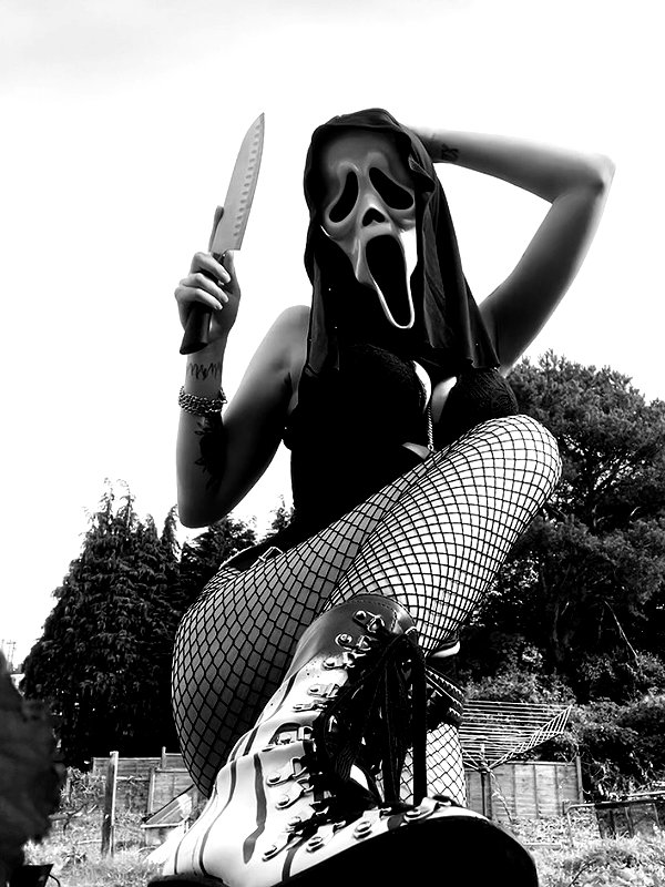 scarlett_ichor instagram image archive image