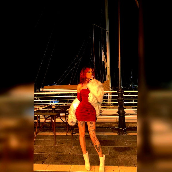 miss_insta_x.18 instagram image archive image