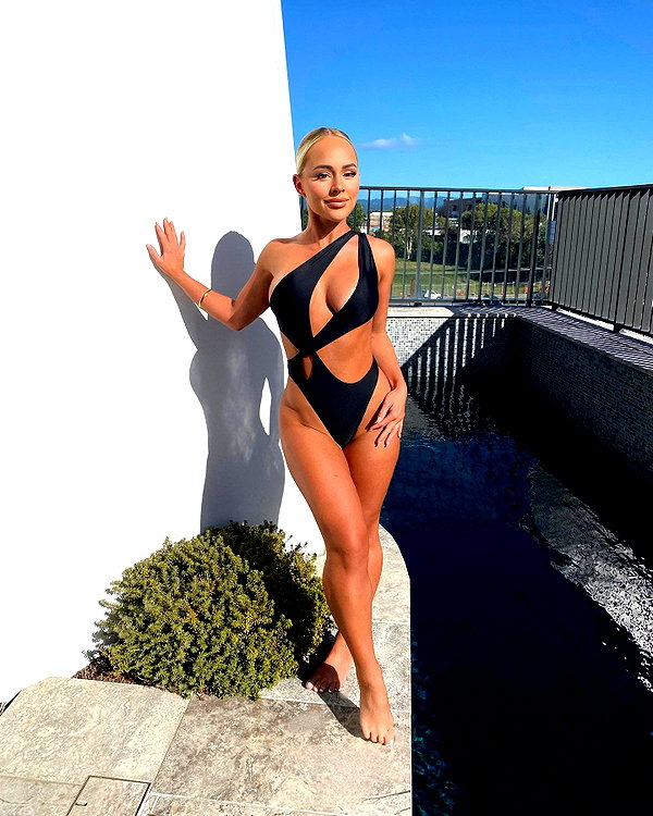allieauton instagram image archive image