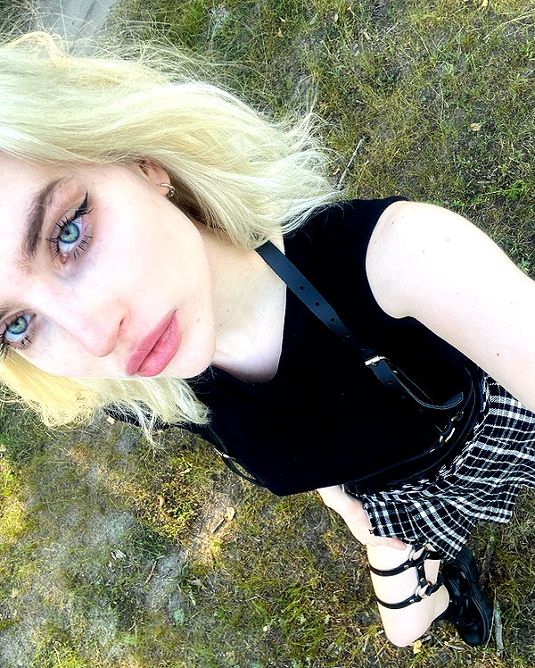 alien.hanna instagram image archive image