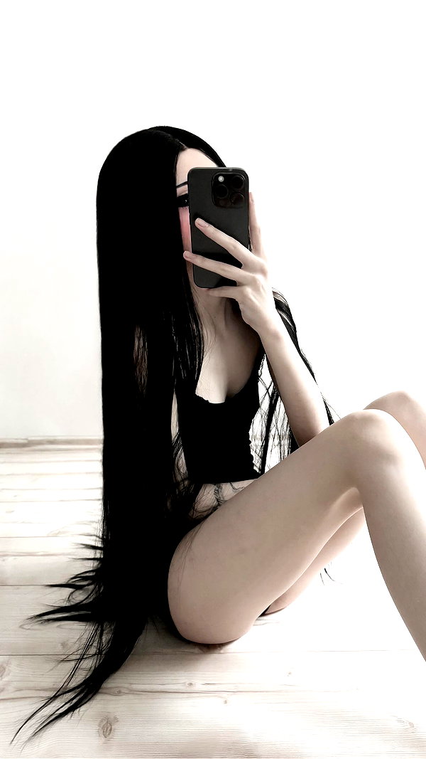 annaemiliaz instagram image archive image