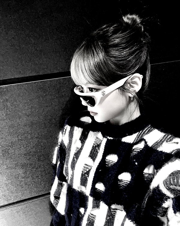 hhh.e_c.v instagram image archive image