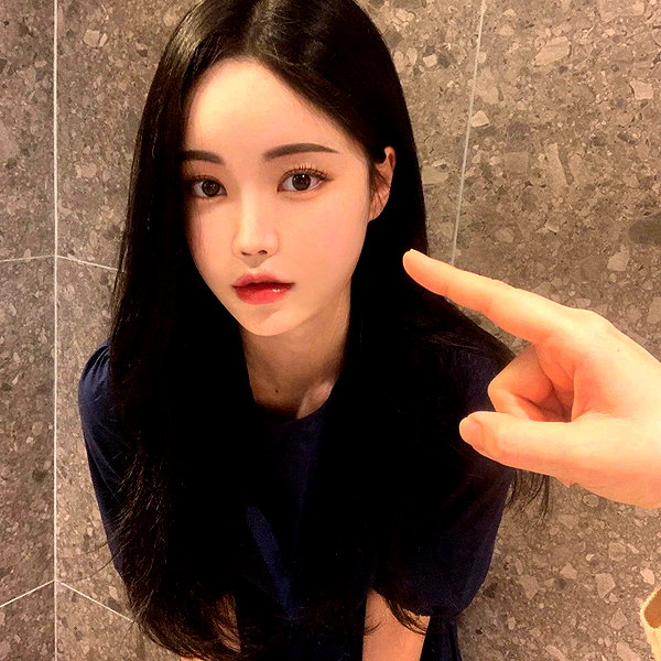daxbin instagram image archive image
