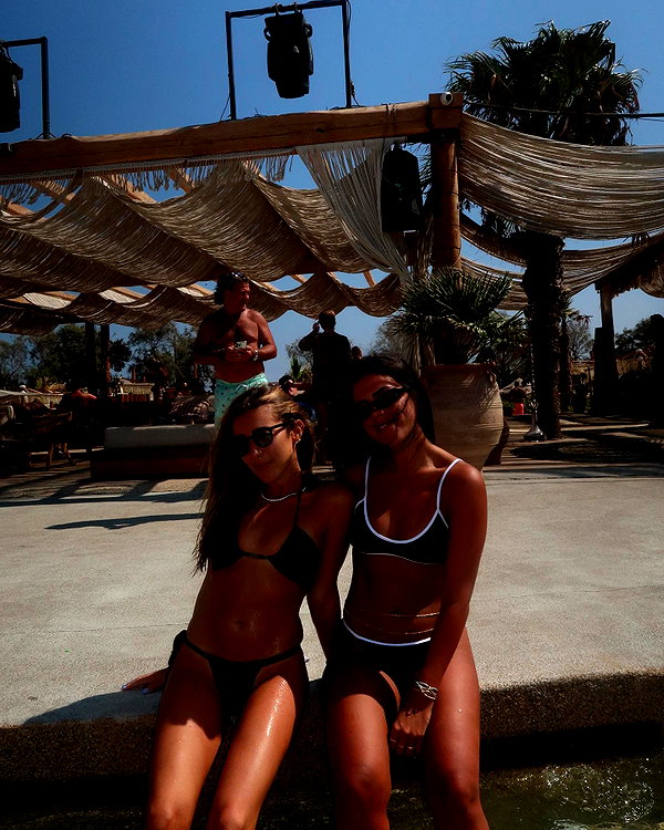 annezivi instagram image archive image