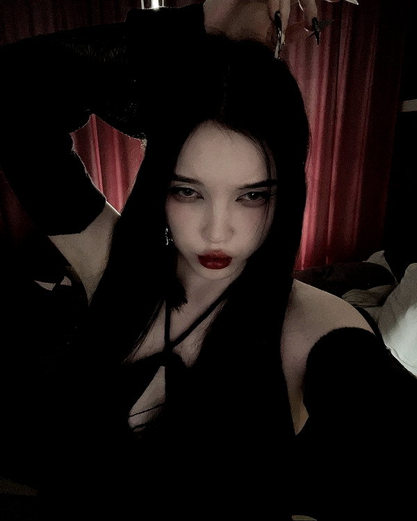glowmoonshorty instagram image archive image