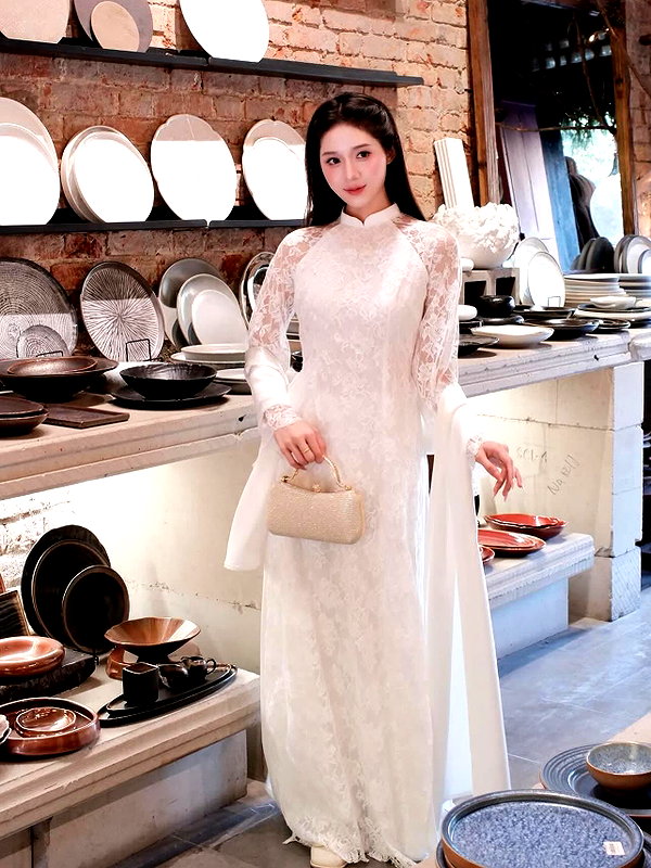 lyhythuedoxinh instagram image archive image