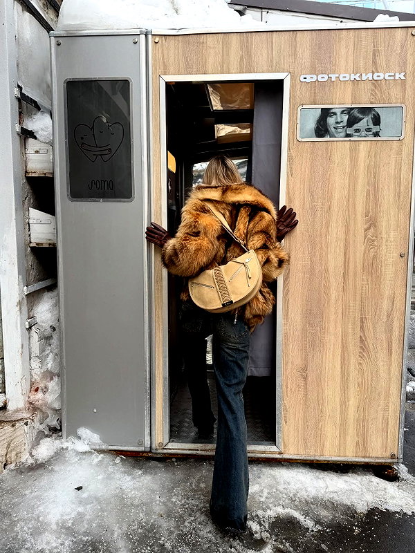 kkwwwv instagram image archive image