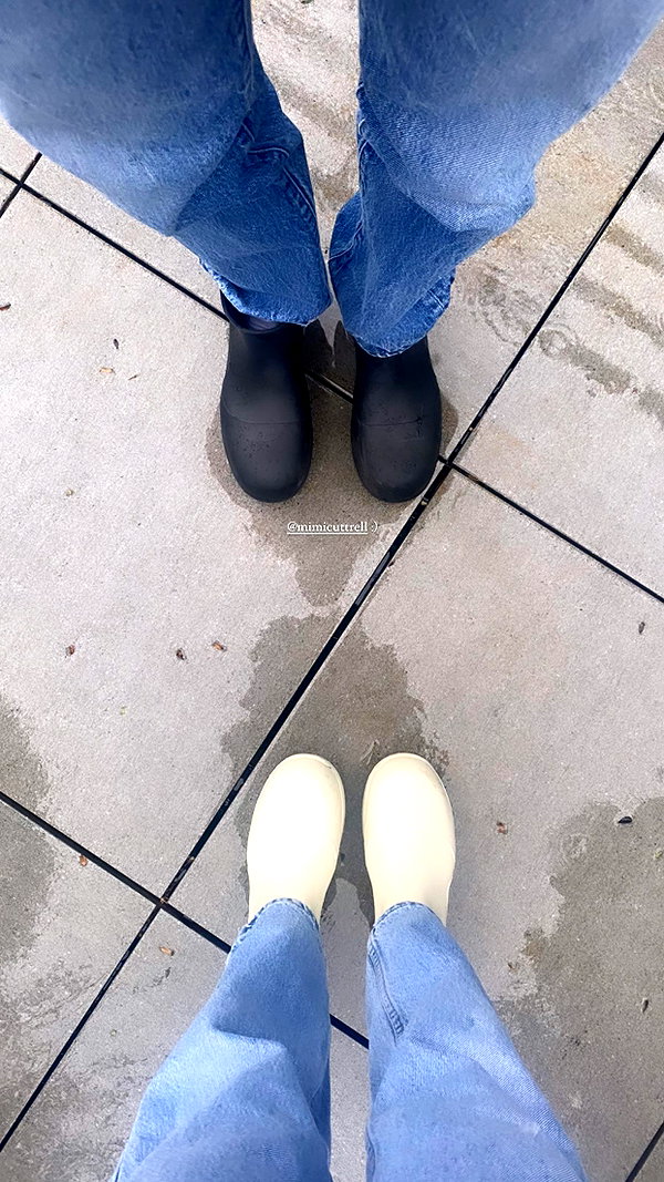 arianagrande instagram image archive image