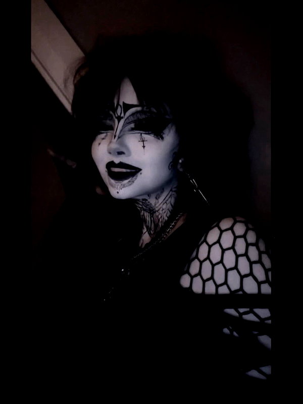 darkblueyoshii instagram image archive image