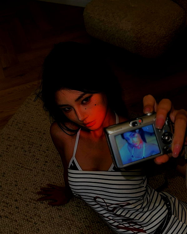 ll.lu1s instagram image archive image