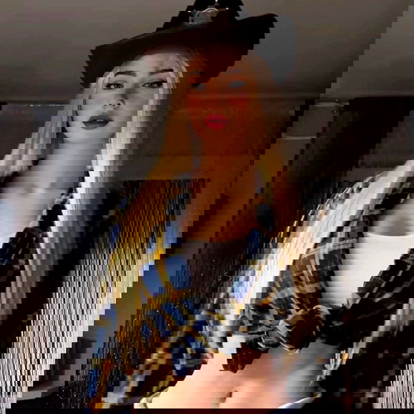 beijoskaa image ~ Altpins