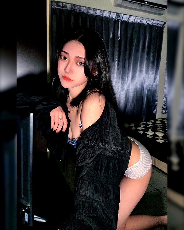 ge.more_x instagram image archive image