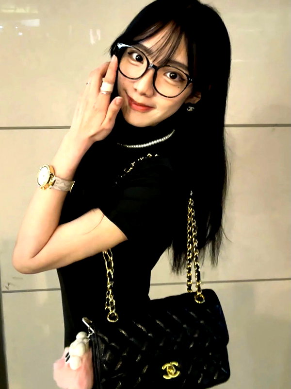 xiaojie._.891218 xiaojie._.891218 archive image