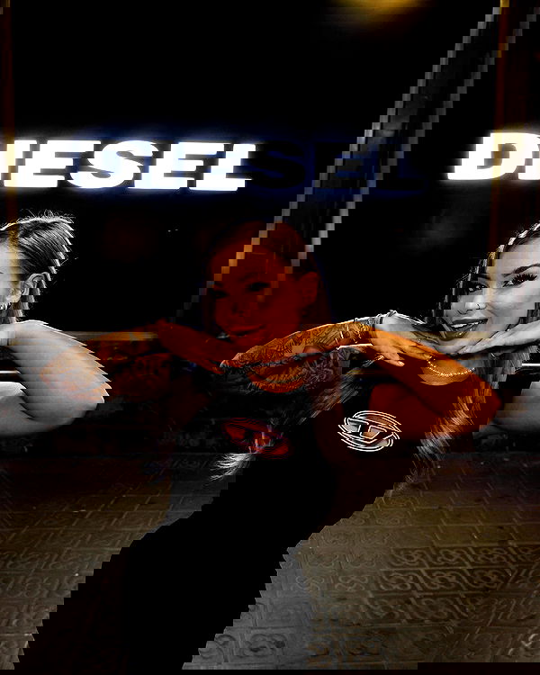 itshayleydavies itshayleydavies archive image