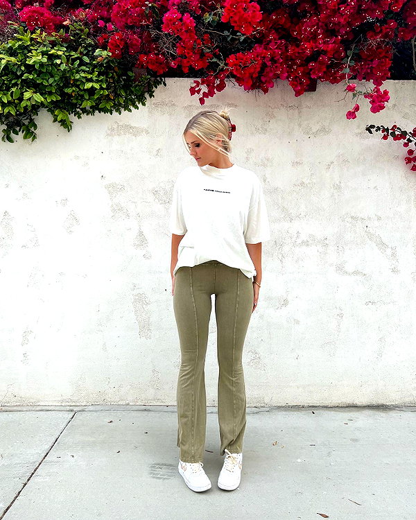 allie_dunn instagram image archive image