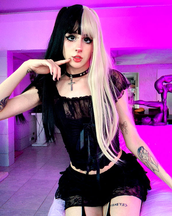 jadelaverne instagram image archive image