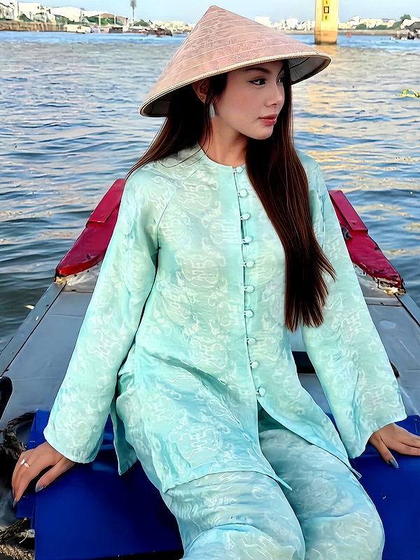 lyhythuedoxinh instagram image archive image