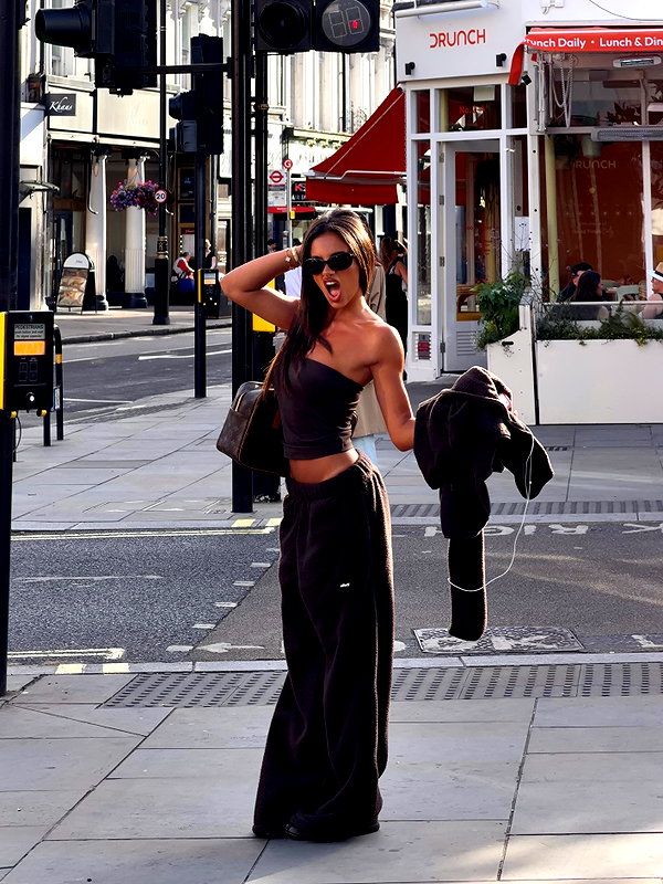 godbless_jess instagram image archive image