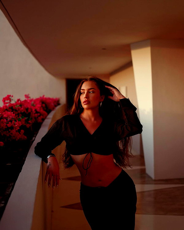 staskaranikolaou instagram image archive image
