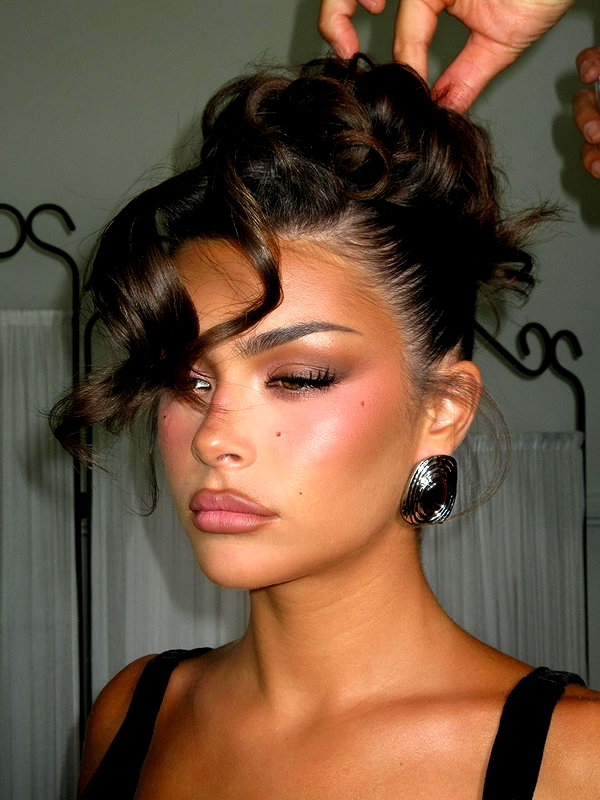 taniellejaimua archive image