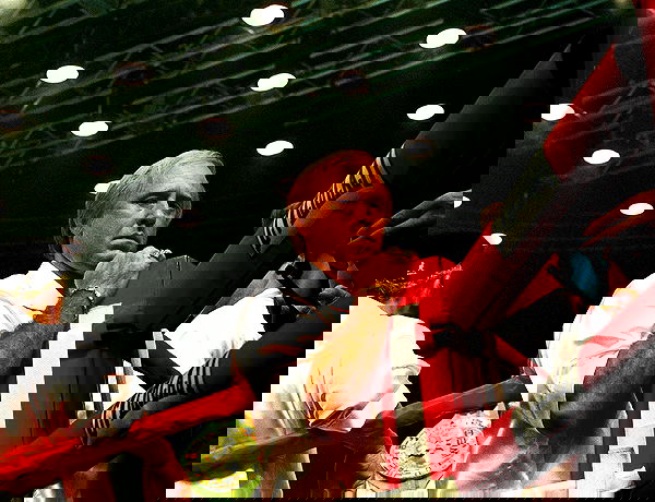 sydney_sweeney sydney_sweeney archive image