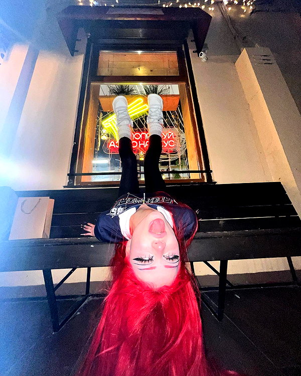 vik4au instagram image archive image