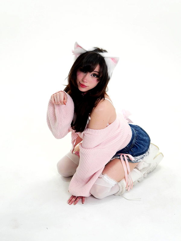 kennakins.cos instagram image archive image