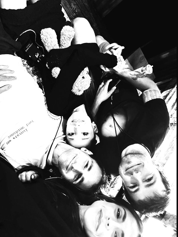 arianagrande arianagrande archive image