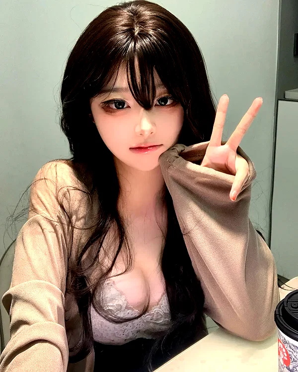 yingyinng_ instagram image archive image