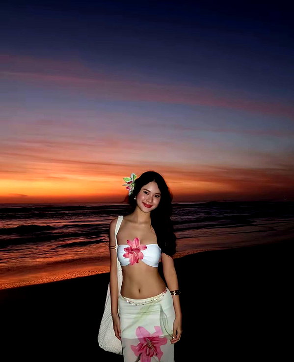 lyhythuedoxinh instagram image archive image