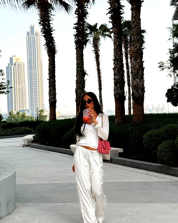 zoeliss instagram image archive image