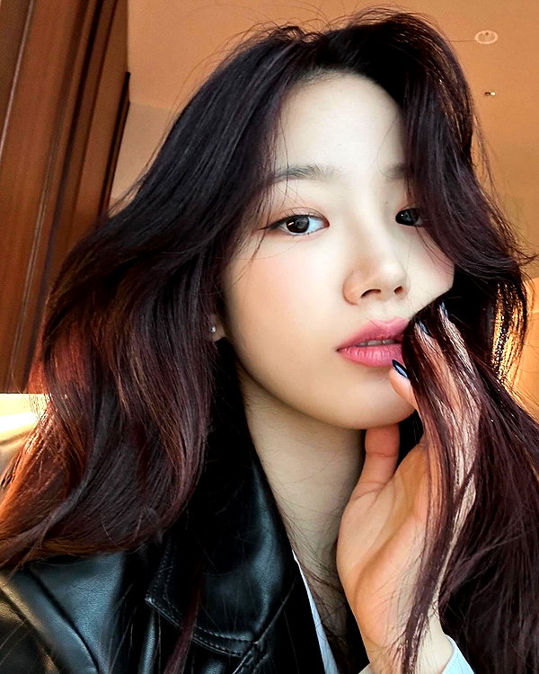 zuhazana instagram image archive image