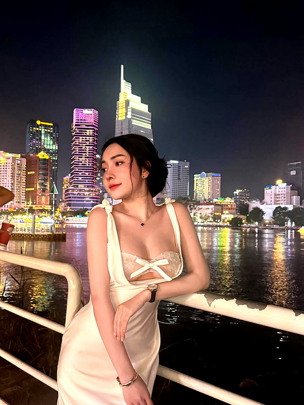 lyhythuedoxinh instagram image archive image