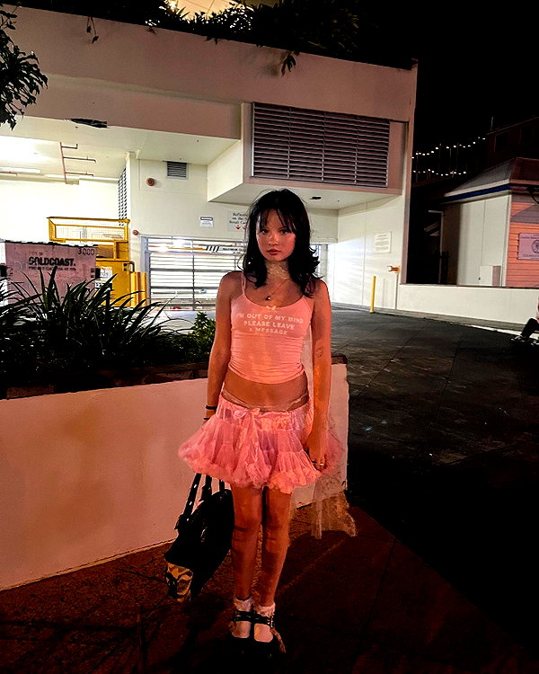 macaroni_naomi instagram image archive image