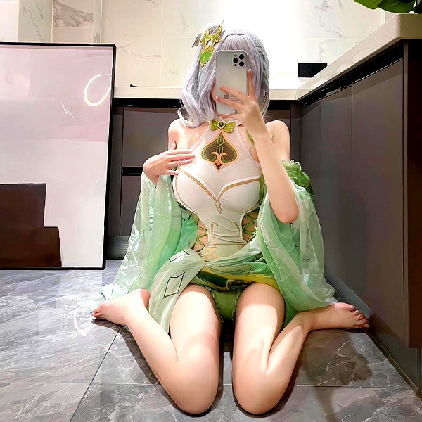 gallery_cosplayer instagram image archive image