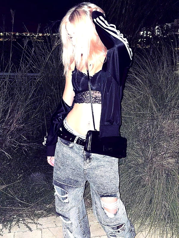 sonya00w instagram image archive image
