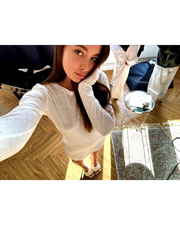veroni22ka instagram image archive image