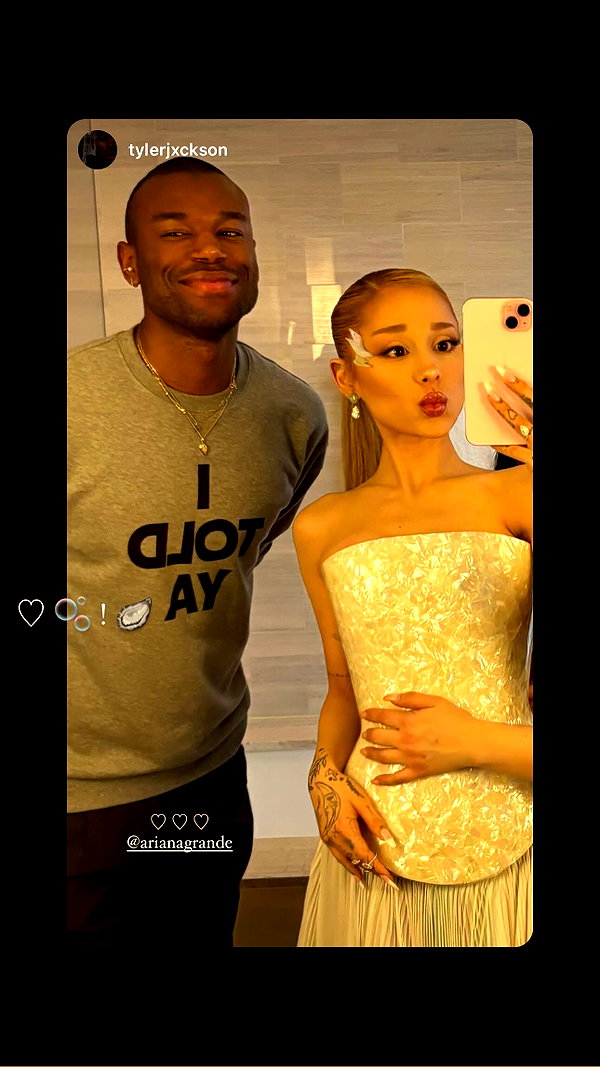 arianagrande instagram image archive image