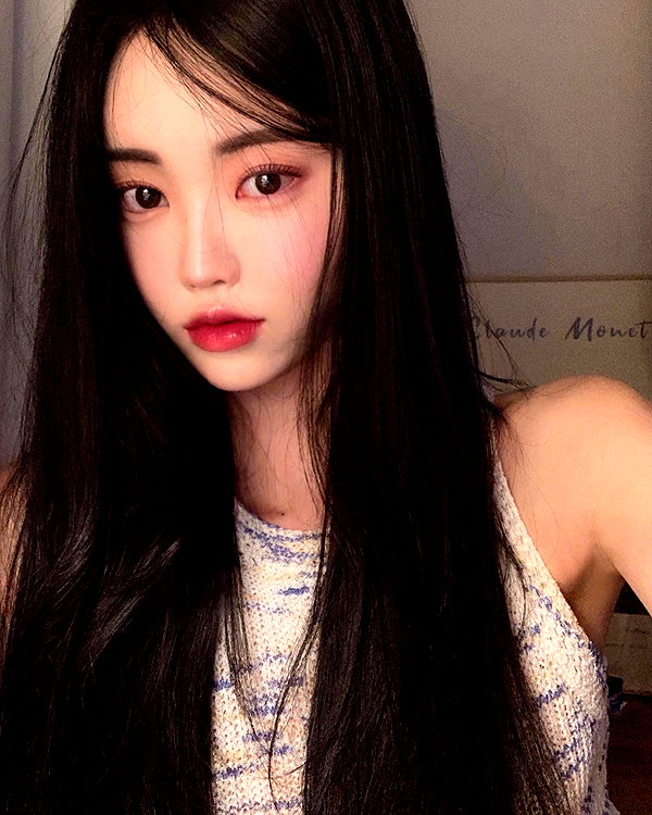 daxbin instagram image archive image