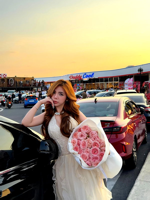 lyhythuedoxinh instagram image archive image